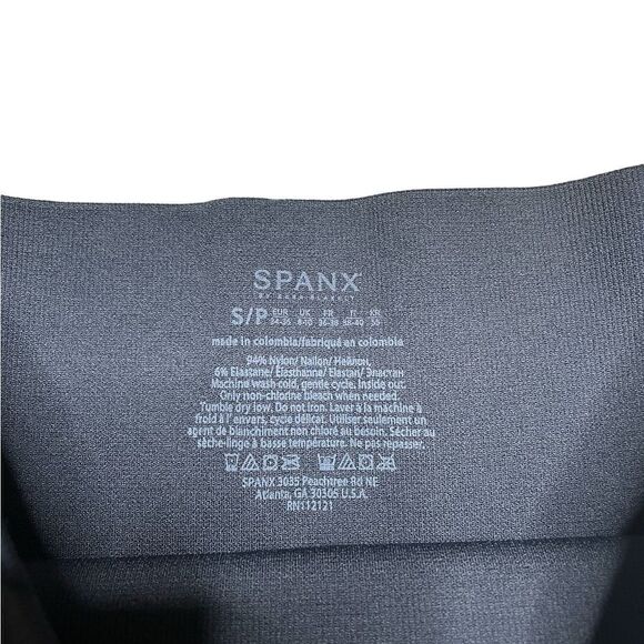 NWT SPANX Look at Me Now Leggings Black Camo Size Small - Picture 5 of 8